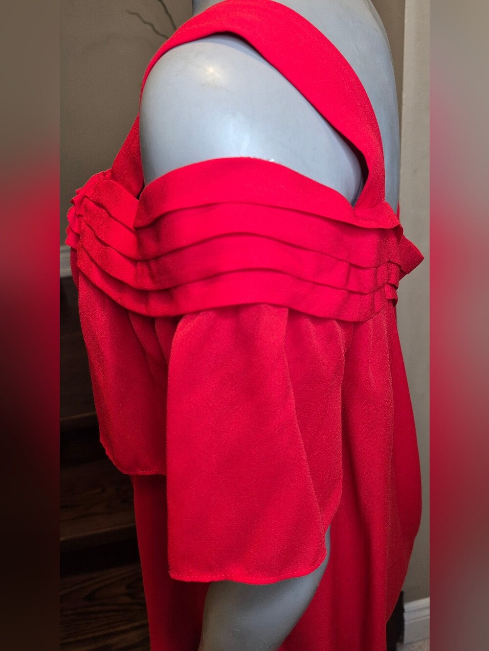 Sophie Max Bright Red Ruffled Cold-Shoulder Top - Picture 3 of 14